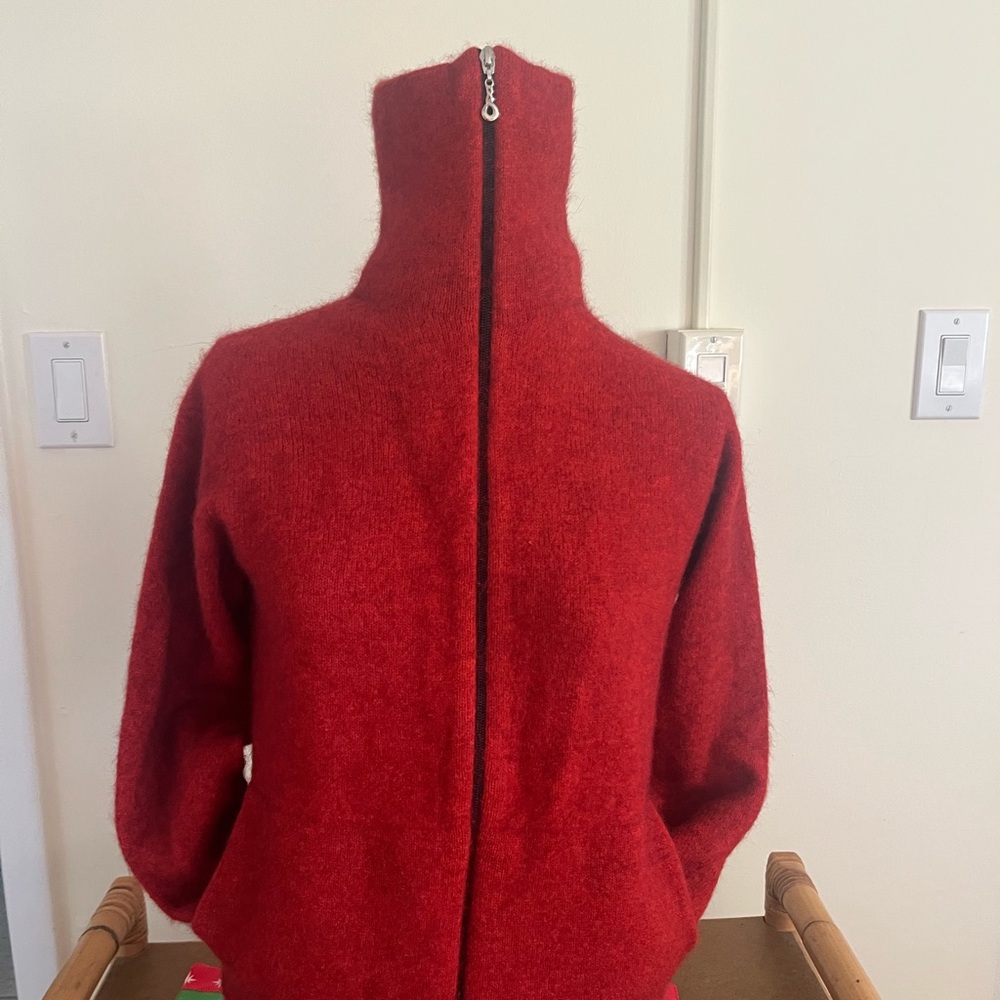 LOTHLLORIAN OPOSSUM/WOOL BLEND SWEATER MADE IN NEW ZEALAND WOMENS XS
JACKET - Picture 3 of 7